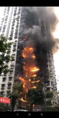 重庆楼被烧了（重庆火烧一栋楼）-图1