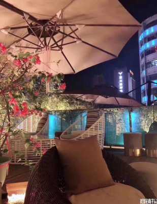 重庆天空花园设计酒店（天空花园酒吧）