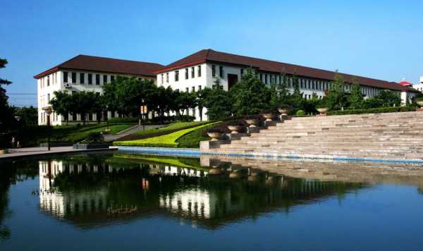 重庆长寿大学（重庆长寿大学有哪些）